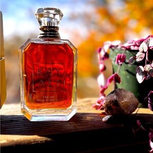 KAYALI HUDA Beauty DeJaVu Whiteflower || 52 Eau de Parfum NEW IN BOX